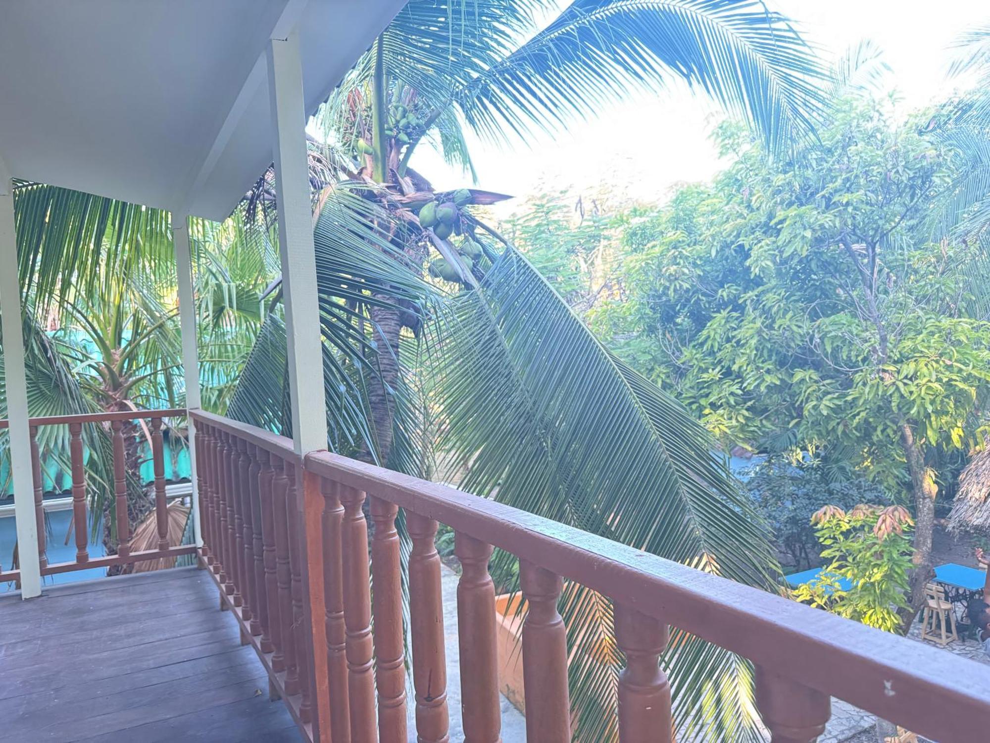 Casa Lolas House By Ctglifetravelers Исла Гранде Екстериор снимка